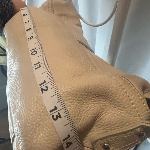 Vintage Clarks Cream Leather Shoulder Bag - Picture 8 of 12